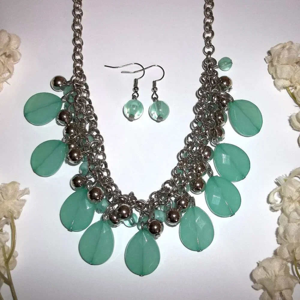 Green Jewelry Necklace Earrings Beaded Silver Set Pair Statement Accessory C716